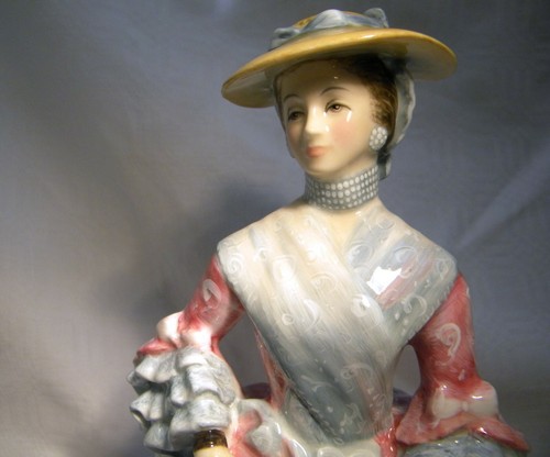 Royal doulton mary - ,