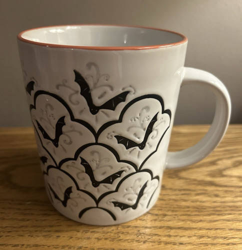 Maxx halloween bats - tk,