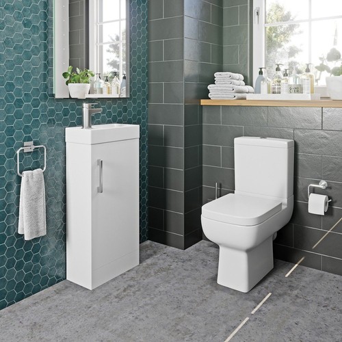 Bathroom suite close coupled - bathroom,
