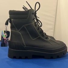 Brand New Women's Circus By