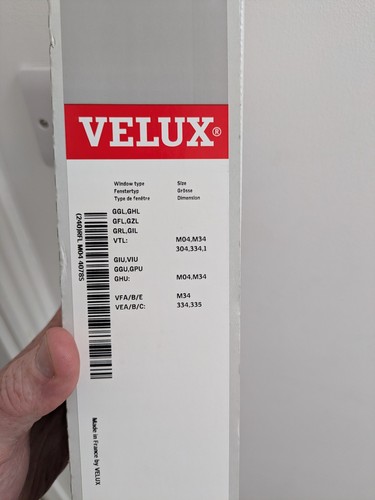 Velux roller blind - roller, 61cm