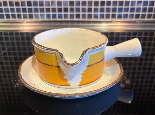 Gravy boat sun stonehenge - gravy,