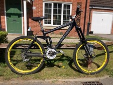 Kona coiler dee lux 17" medium black with Dee Max rims & hubs, bomber 66rc