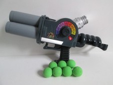 Disney Toy Story Emperor Zurg Ion Blaster & 7 x Foam Balls