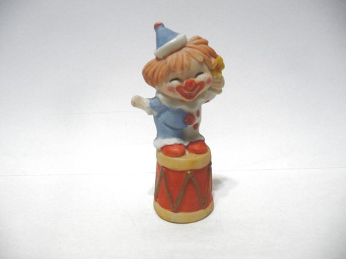 Thimble vintage bisque - thimble, enesco