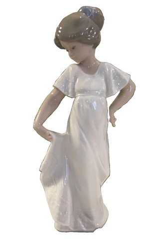 Vtg lladro nao how pretty - vtg,