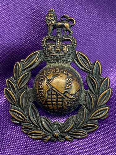 Genuine post 1953 royal - rm,