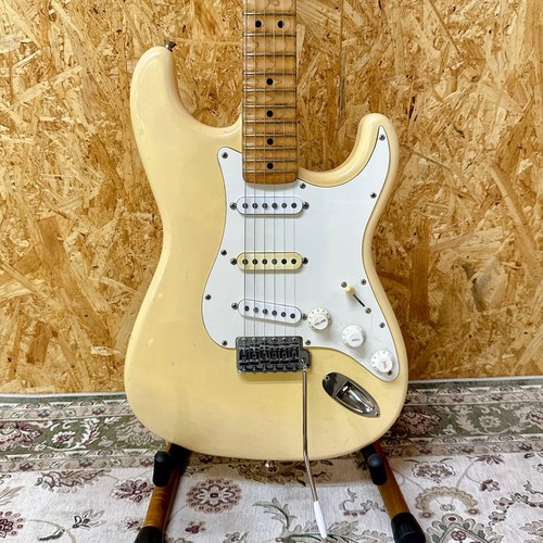 Fender japan st72 - st72, cst-50m
