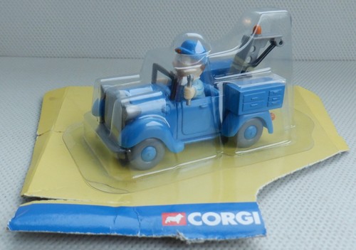 Corgi sparks garage - mr,