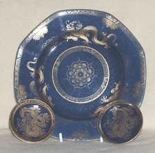 MALING OCTAGONAL PLATE + 2 COASTERS -- DRAGON GOODES BLUE