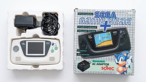 White sega game gear - sega,