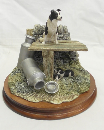 Border fine arts figurine - border,