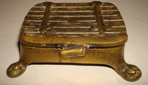 Small vintage peerage brass - small,