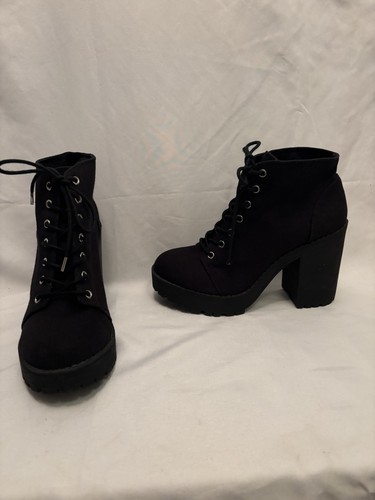 Divided chunky platform - h, &m