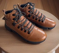 Clarks Tripath Day 8UK EU42 Brown Leather Ankle Boots - NEW With Tags!