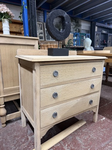 Stripped oak chest drawers - chest, of