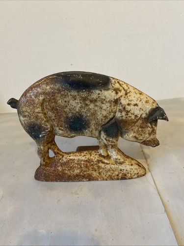 Vintage pig door - pig, iron)