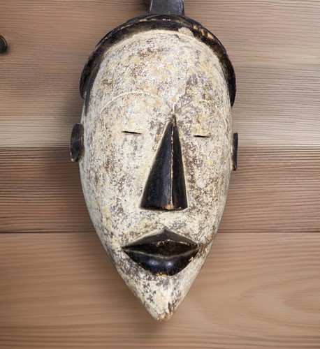 Authentic african art - art, wood