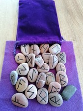 RUNES SET 175 HANDCRAFTED S/M