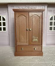 Sylvanian Families Vintage Maple Town Bedroom Wardrobe Calico Critters