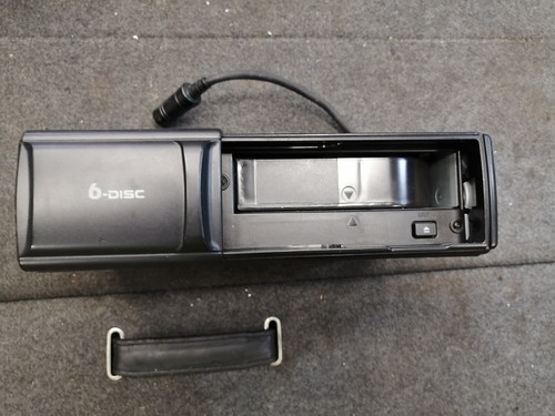 Disc changer 8n7035111a - 6,