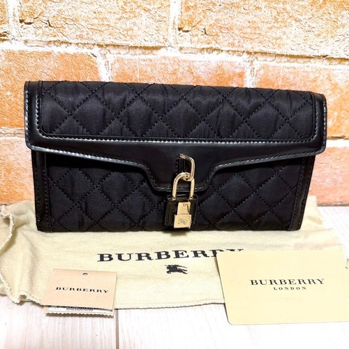 Burberry quilted nylon wallet - quilted,