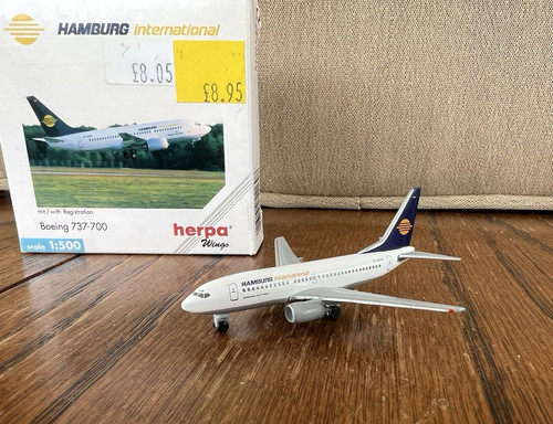 Herpa wings 500 hamburg - herpa,