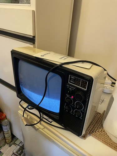 Hitachi 27fm solid state - solid,