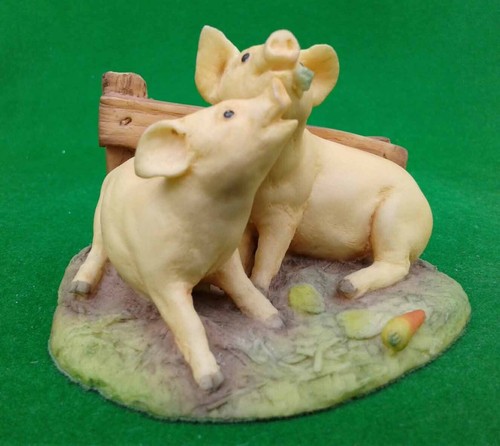 Aynsley mastercraft two pigs - aynsley,