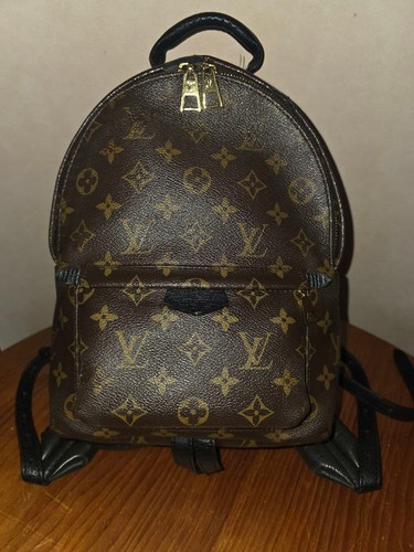 Louis vuitton palm - springs, pm