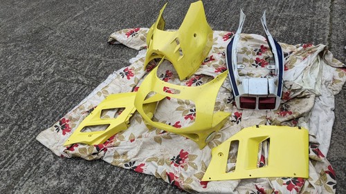 Suzuki gsxr750l front fairing - suzuki,