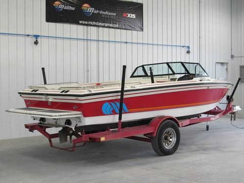 1990 supra mariah boat - 21',