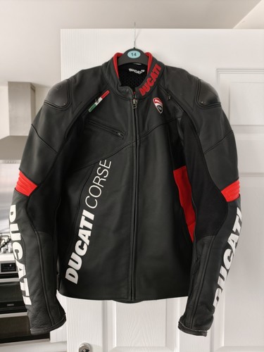 Genuine ducati corse - ducati, c6