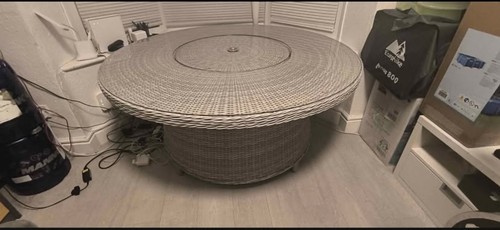 Large round rattan garden - round,