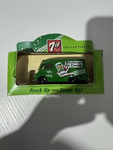 7up lemonade green - 7up, up