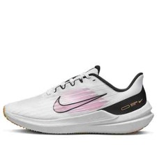 Nike Women's Air Winflo 9