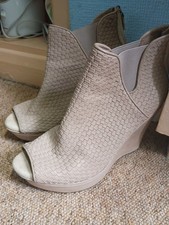 Ugg Beige Wedge Platform Woven