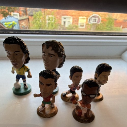 Legends football figures - legends,