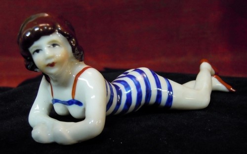 Figurine bathing beauty sexy - figurine,