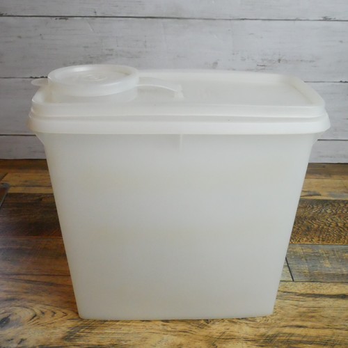 Vintage tupperware cereal - vintage,