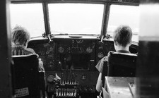 35MM ORIG AIRCRAFT NEG TWO BOY'S IN COCKPIT MANSTON?  1968 #8993