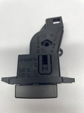 Genuine BMW E65 E66 7 SERIES 745i 745Li GLOVE BOX RELEASE BUTTON SWITCH 7033389