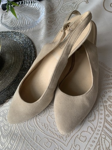 Beautiful cream suede shoes - beautiful,