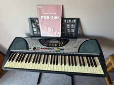 Yamaha electric keyboard PSR