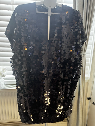 Boohoo black sequin neck - black, v-neck