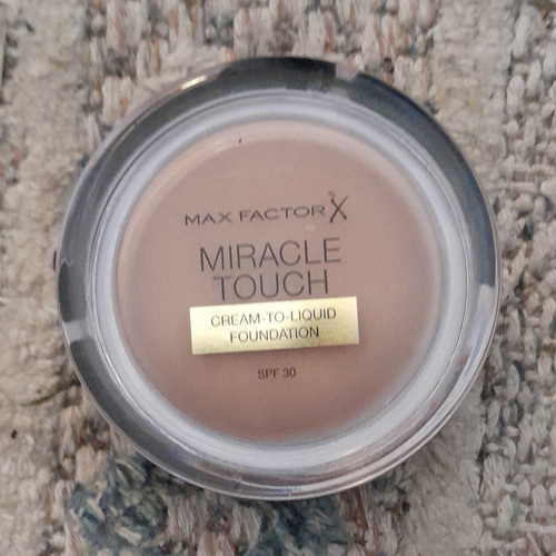 Max factor miracle touch - max,