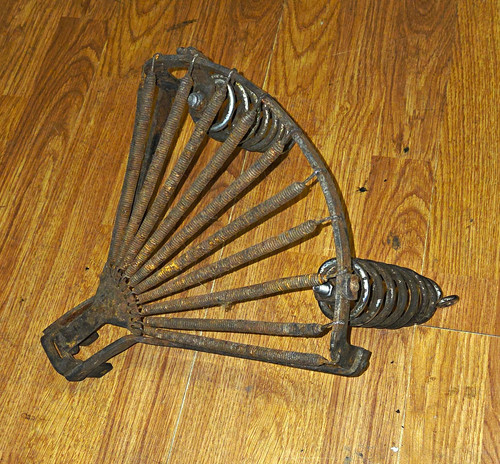 Vintage sprung bicycle saddle - sprung,