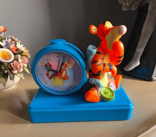 Disney tigger alarm - disney,