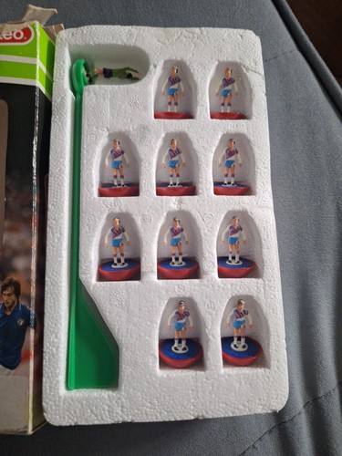 Subbuteo ref 736 scotland 2nd - 736,