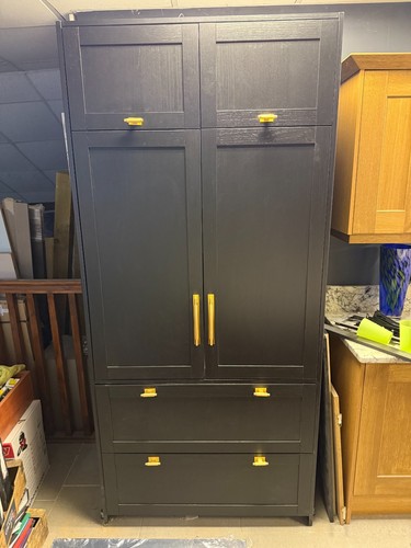 Brand new display kitchen - brand, ex